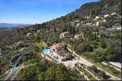 Magnificent provencal villa, a masterpiece of renovation, with breathtaking panoramic sea 