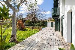 ANGLET, RENOVATED HOME WITH GARDEN AND HEATED POOL
