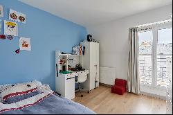 Paris 15th District – A bright 3-bed apartment