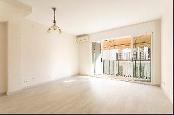 Centrally located duplex penthouse for sale in Sitges.
