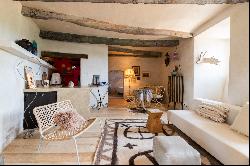 Ramatuelle- Rare charming village house with terrace and sea view