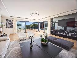 Superb modern villa for rent in Mougins