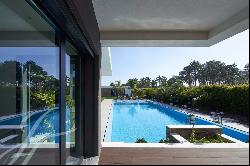 4 bedroom villa | 267m2 | Swimming pool | Garden | Aroeira