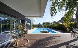 4 bedroom villa | 267m2 | Swimming pool | Garden | Aroeira