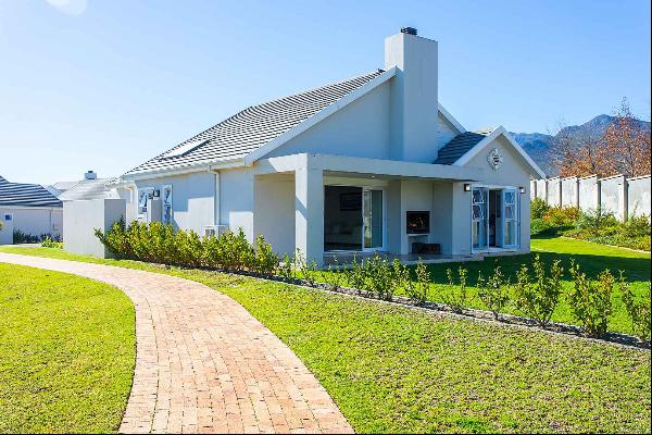 Charming home in The Vines on Val de Vie Estate