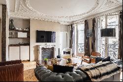 Neuilly-sur-Seine - A 5-bed family apartment