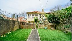 House with garden and garage, for sale, in Foz, Porto, Portugal