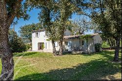 Lourmarin Magnificent house for sale of 218 m2 on land with swimming pool