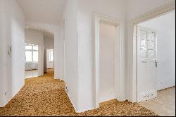 Charmante, helle 3-Zimmer-Altbau-Wohnung zur Modernisierung