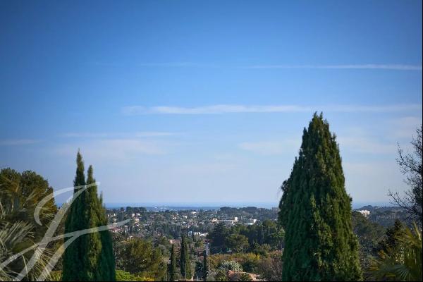 Mougins - house of charm with sea view