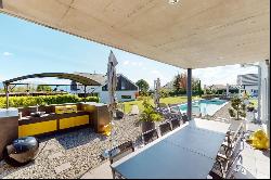 Contemporary villa with pool and sleek, minimalist design Contemporary villa with pool and sleek, minimalist design