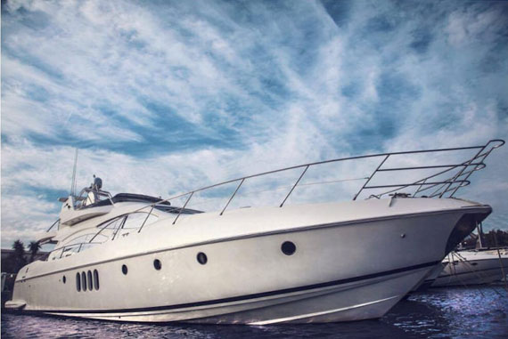 yacht rental hong kong price