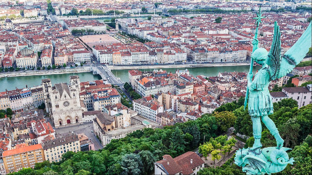 five-reasons-to-live-in-lyon-france-ft-property-listings