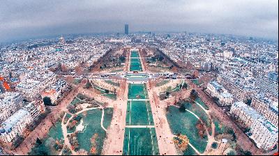An expat’s guide to Paris