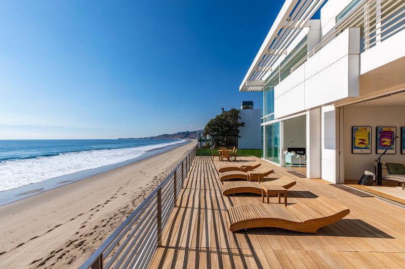 Eli Broad Billionaire’s Beach mansion