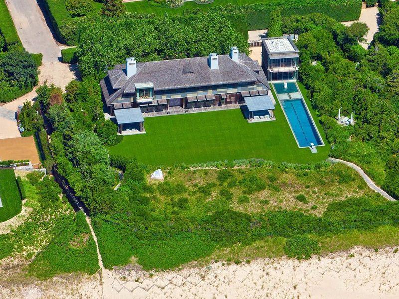 Barry Rosenstein Sells One of His Hamptons Homes