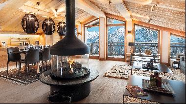 Five of the world’s best homes for sale with fabulous fireplaces