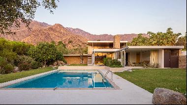The Palm Springs house that started the fashion for desert retreats