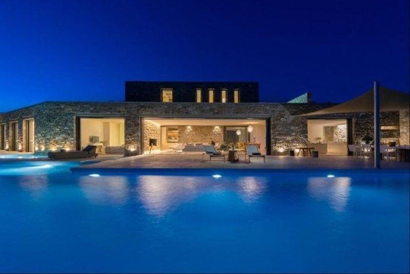 The Top 10 Most Exclusive Homes For Sale In Greece Right Now 