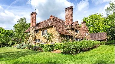 The Arts and Crafts home that shows the collaborative genius of Edwin Lutyens and Gertrude Jekyll