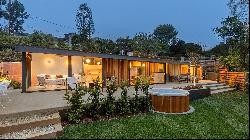 The Los Angeles ‘starter’ home that is the epitome of Californian mid-century modernism