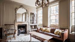 The Georgian townhouse that showcases the built history of London’s Spitalfields