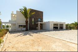 Detached house, 6 bedrooms, for Sale