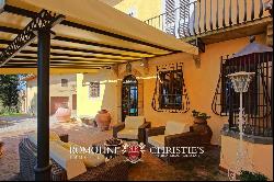 MANOR VILLA FOR SALE CHIANTI CLASSICO FLORENCE TUSCANY