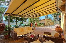 MANOR VILLA FOR SALE CHIANTI CLASSICO FLORENCE TUSCANY