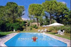 Umbria - OLD FARMHOUSE FOR SALE WITH POOL AND GARDEN IN UMBRIA