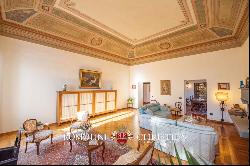 FIESOLE: LUXURY APARTMENT HISTORICAL VILLA FOR SALE FLORENCE