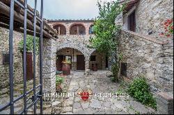 HAMLET SALE TUSCANY, CELLAR, HORSE RIDING CENTRE, TENNIS