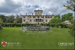 MANOR VILLA SALE PISTOIA, TUSCANY