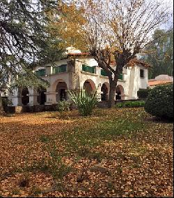 El Cortijo. Large colonial house with spectacular park