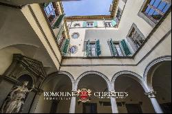 RENAISSANCE PALAZZO WITH BOUTIQUE HOTEL FOR SALE IN FLORENCE