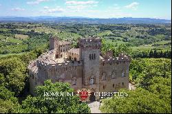 Chianti - TUSCAN CASTLE WITH VINEYARDS FOR SALE IN TUSCANY BETWEEN FLORENCE AND SIENA
