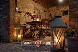 LUXURY BOUTIQUE HOTEL FOR SALE IN TUSCANY, MONTEPULCIANO