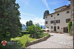 RESTORED MEDIEVAL HAMLET FOR SALE IN TUSCANY, AREZZO