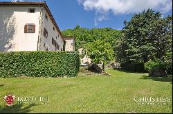 RESTORED MEDIEVAL HAMLET FOR SALE IN TUSCANY, AREZZO