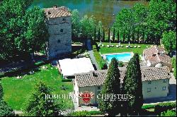 HISTORICAL PROPERTY WITH VILLA AND TOWER FOR SALE IN TUSCANY