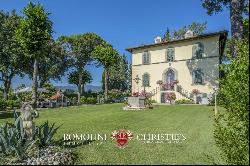 LUXURY VILLA FOR SALE FLORENCE. RENTAL BUSINESS CLOSE THE MALL OUTLET