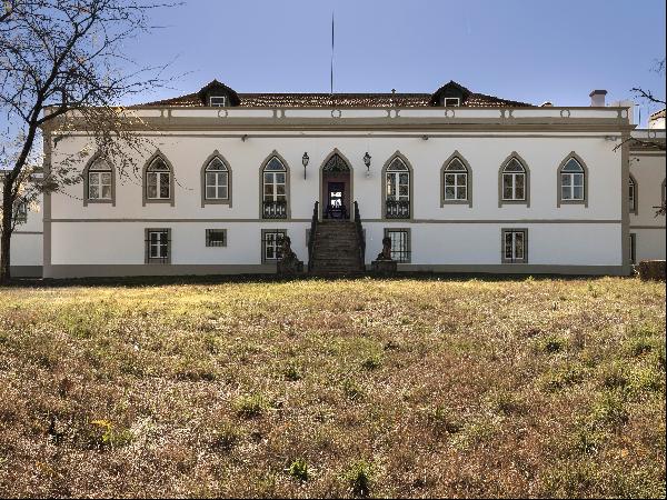 Country Estate, 23 bedrooms, for Sale