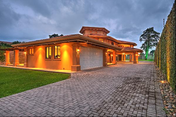 Exclusive Home in San Isidro