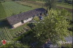 LUXURY FORMER CONVENT WITH ORIGINAL ROMAN MOSAIC FOR SALE UMBRIA