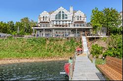 Stylish Bayfront with Dock & Pool