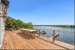 Stylish Bayfront with Dock & Pool