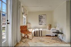 Chic Sag Harbor Village Cottage