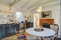 Chic Sag Harbor Village Cottage