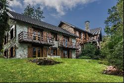 Impressive house overlooking Lago Gutiérrez