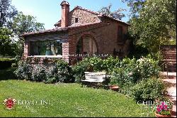 TUSCANY: LUXURY VILLA WITH PANORAMIC VIEW AND TENNIS COURT FOR SALE, AREZZO, POOL, OLIVE 